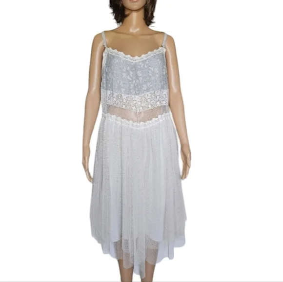 NWT Archer+Arrow Lace Overlay Midi Dress - Picture 1 of 16
